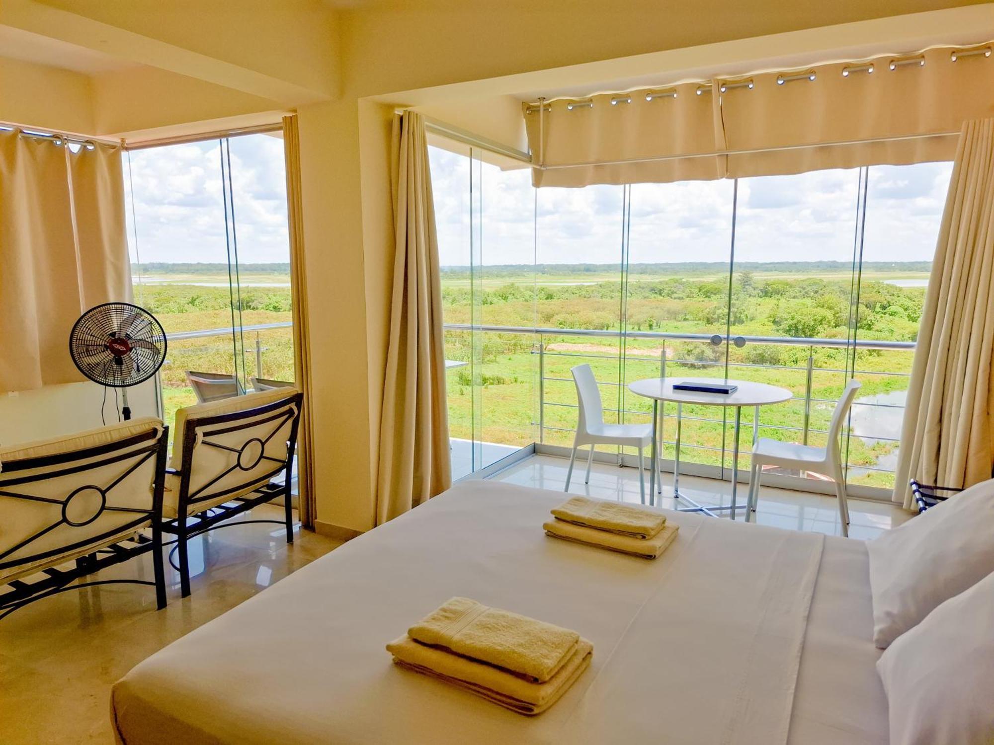 Boulevard 251 Riverside Apartments Iquitos Bagian luar foto
